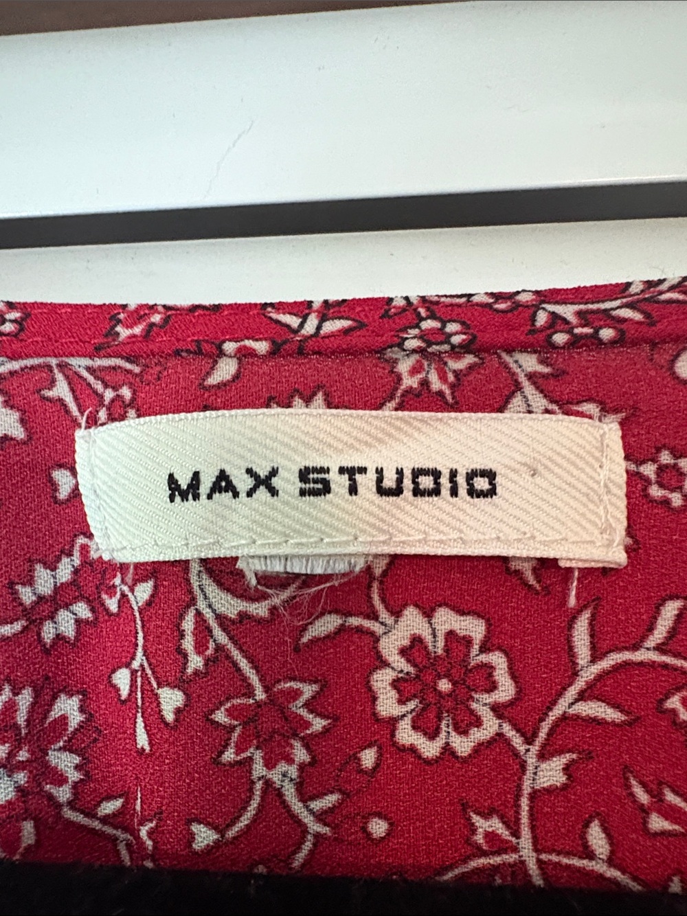 Max Studio Red Floral Wrap-Style Mini Dress Size Medium-Large - Picture 5 of 12